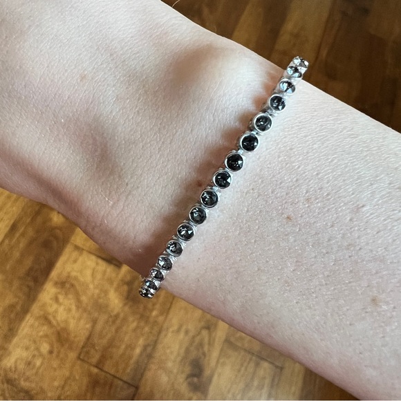 Swarovski Matrix Tennis Bracelet Size Medium - Picture 6 of 8